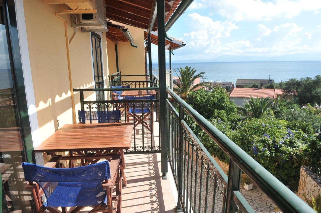 Corfu Hotel Apartments Benitses  Buitenkant foto