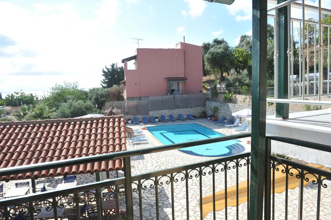 Corfu Hotel Apartments Benitses  Buitenkant foto